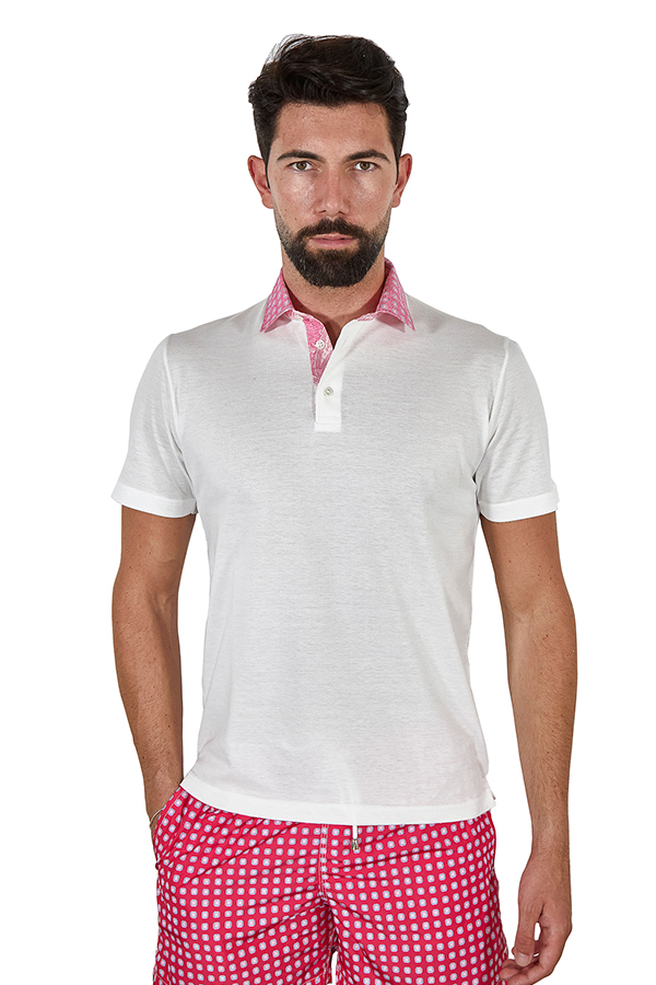 Polo-bianco-colletto-quadri-fuxia