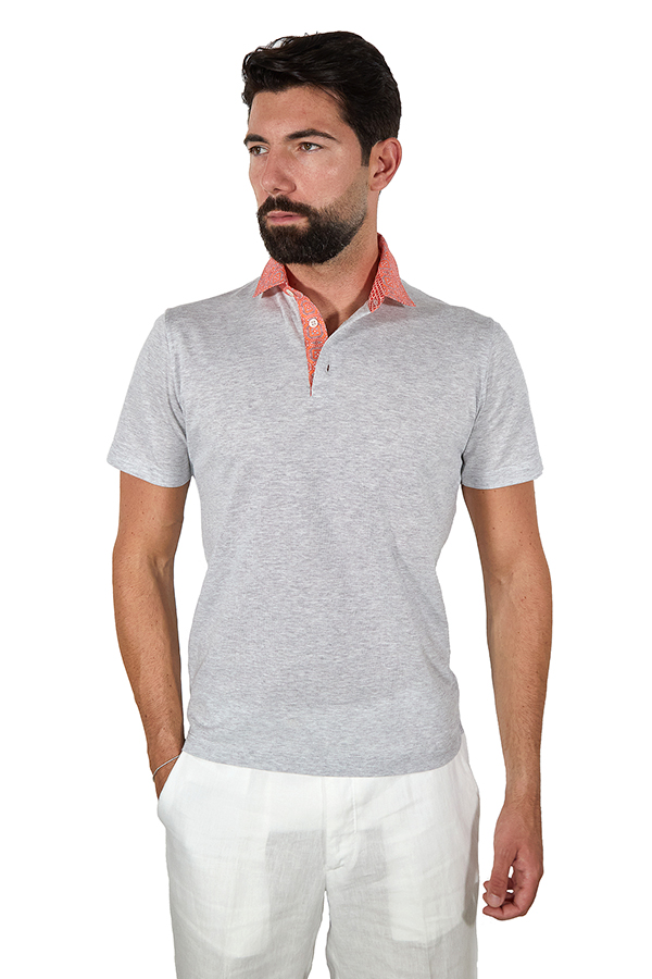 Polo-grigio-colletto-fantasia-arancio