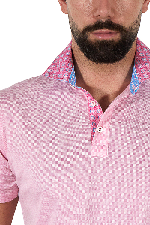 Polo-rosa-collo-fucsia-quadrati-dettaglio